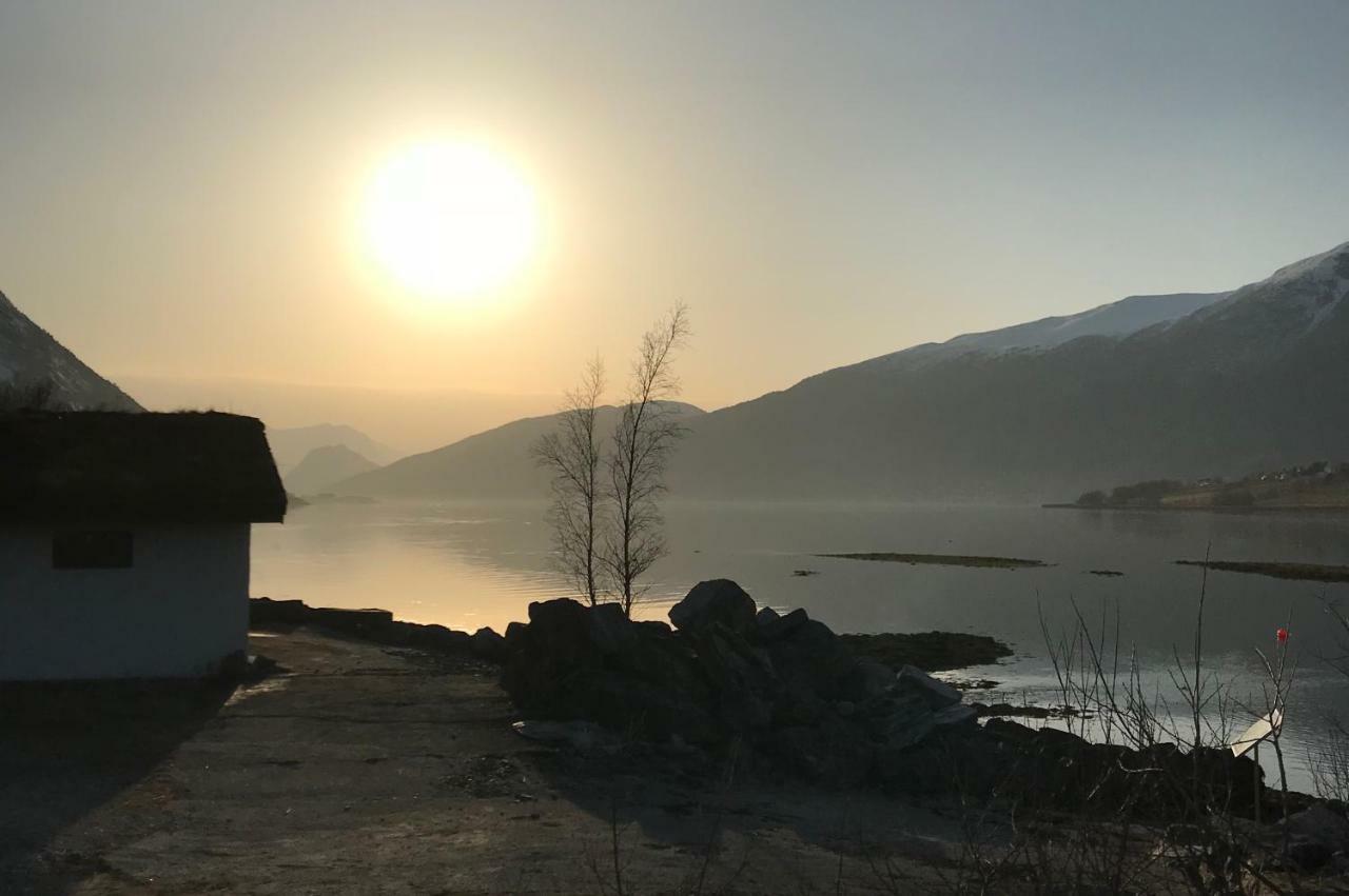 Apartment Dreamvalley Isfjorden Екстер'єр фото
